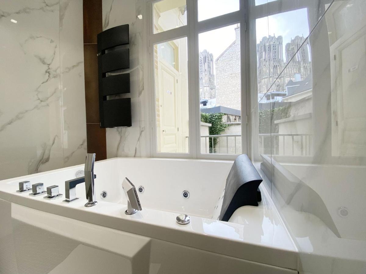 Le Clovis Suites Spa Sauna Reims Dış mekan fotoğraf